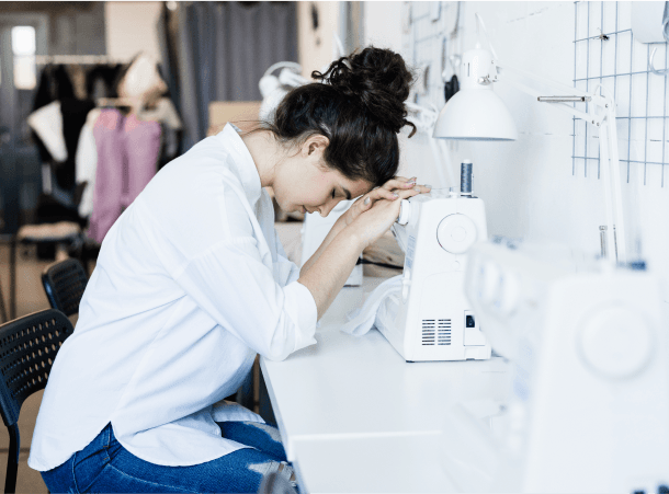 Challenges & Solutions in Clothing Manufacturing for Small Fashion Brands